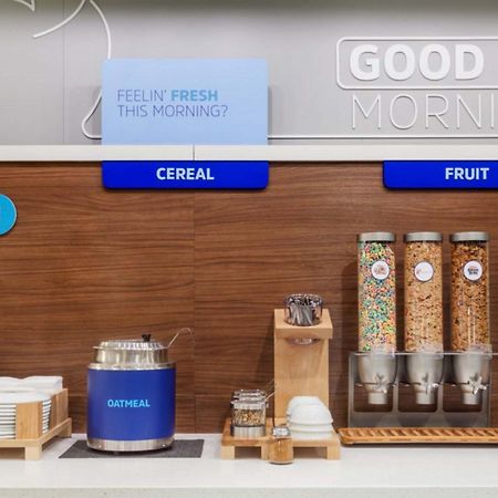 Holiday Inn Express Hotel & Suites Defiance By Ihg Eksteriør bilde