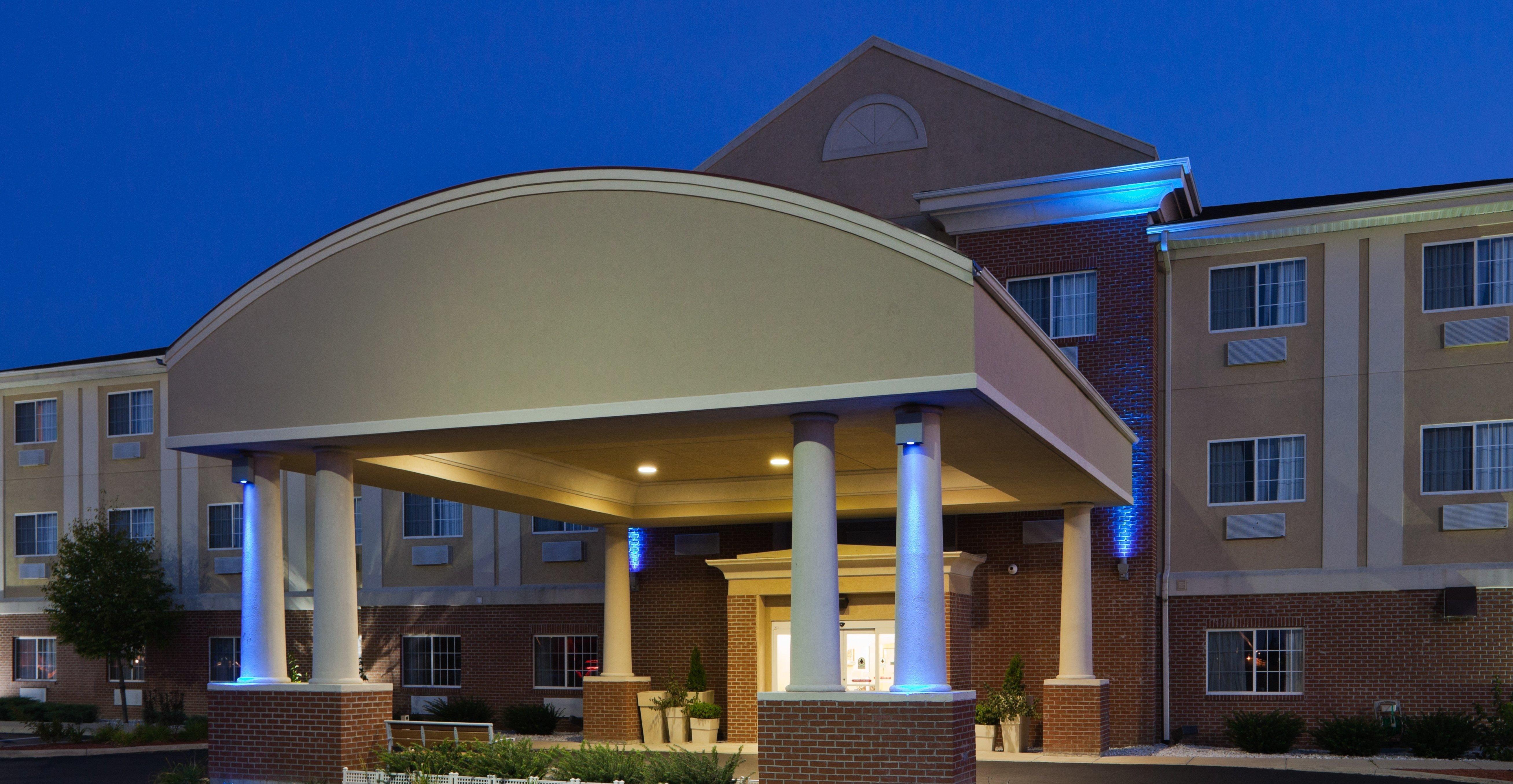 Holiday Inn Express Hotel & Suites Defiance By Ihg Eksteriør bilde